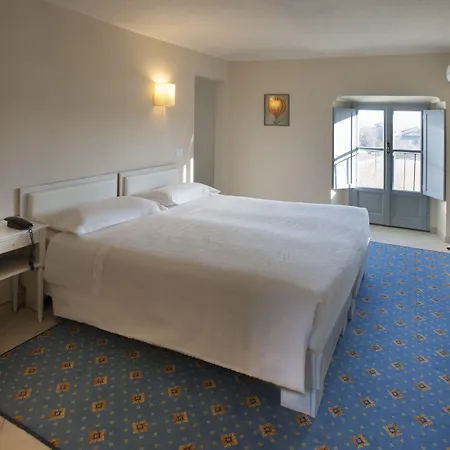 Il Campanile Ξενοδοχείο 3*